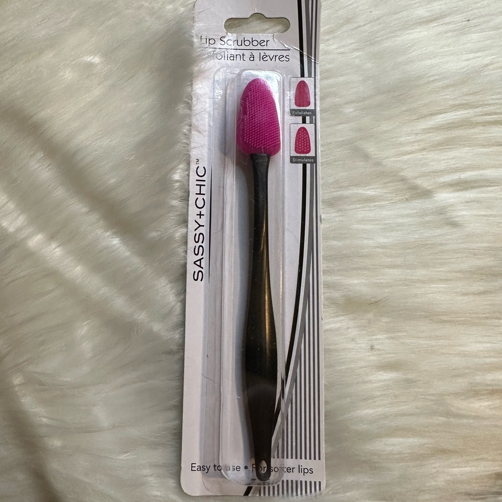 🩷5/$10 Sassy+Chic Lip Scrubber with Pink Head